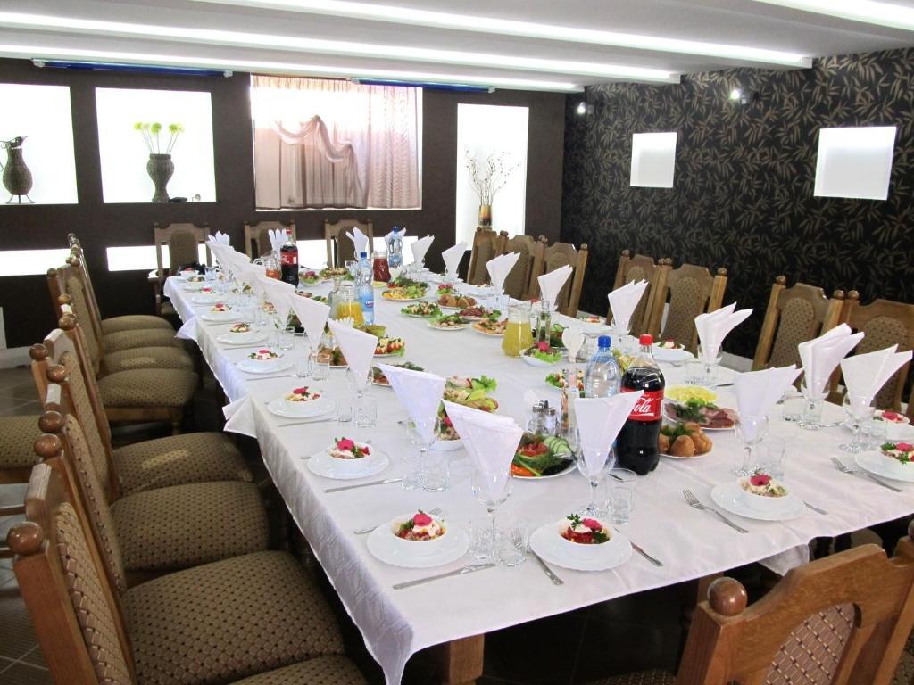 Kentavr Hotel Navapolatsk Εξωτερικό φωτογραφία