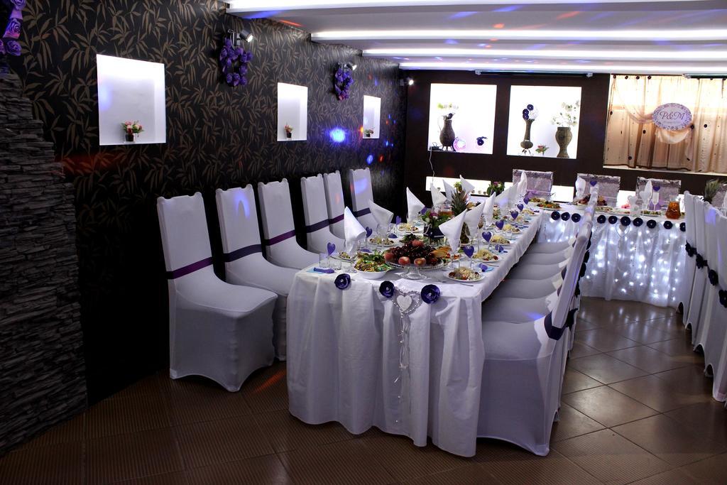 Kentavr Hotel Navapolatsk Εξωτερικό φωτογραφία